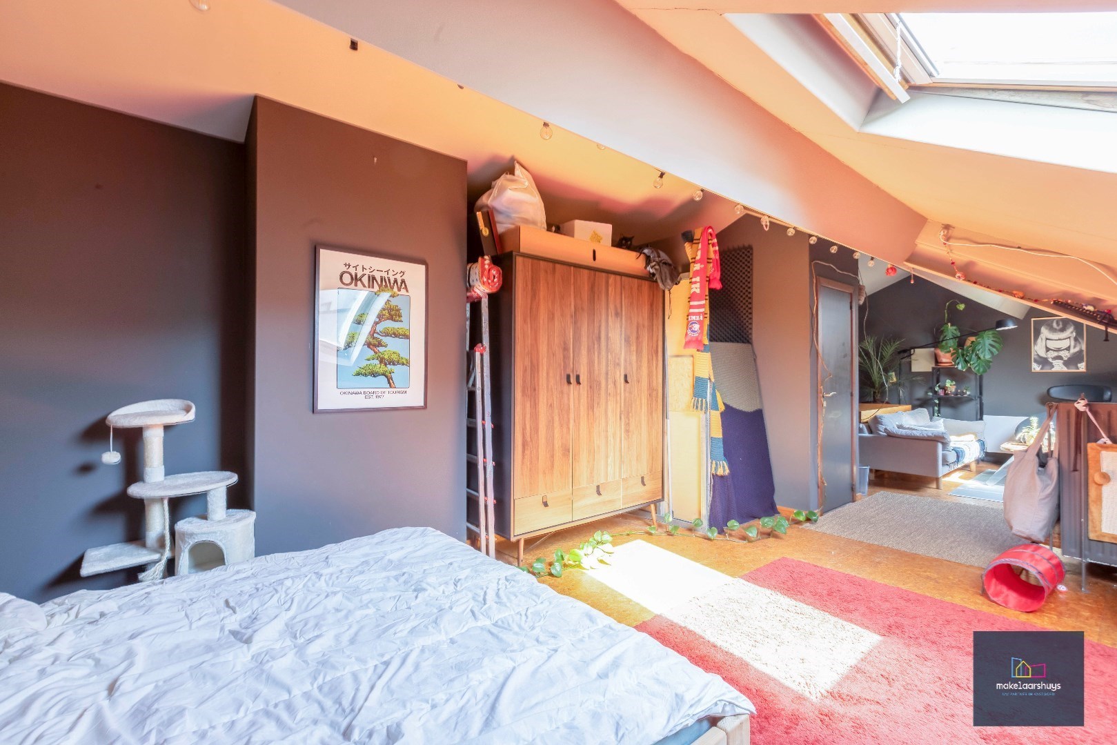 Ruime woning met tuin en dubbele garage in Gent 