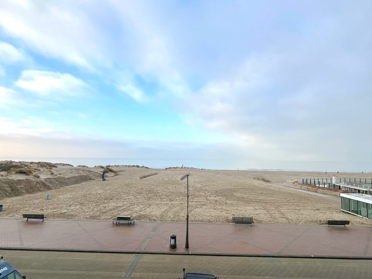 De res. Pure Sea: 7 luxe appartementen met frontaal zeezicht in Oostduinkerke. 