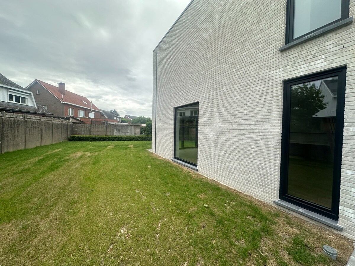Instapklare energetische nieuwbouwwoning (A-Label) te Geel 