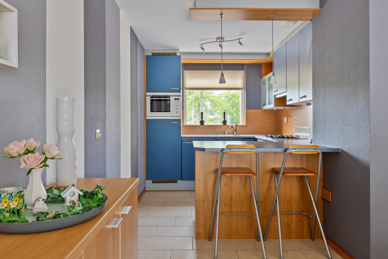 Energiezuinige eengezinswoning energielabel A, met 4 slaapkamers, uitgebouwde woonkamer, 12 zonnepanelen, vloerverwarming en gelegen op eigen grond. 