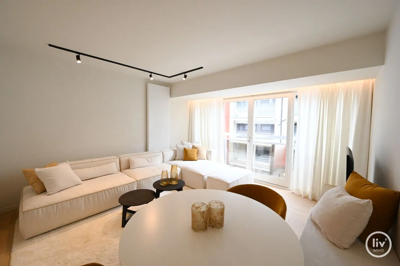 Luxueus afgewerkt appartement met 1 slaapkamer nabij Dumortierlaan gelegen.