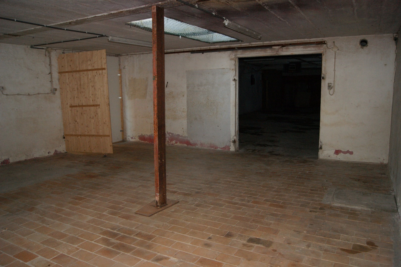 Opslagruimte/loods (465 m&#178;), Zedelgem 