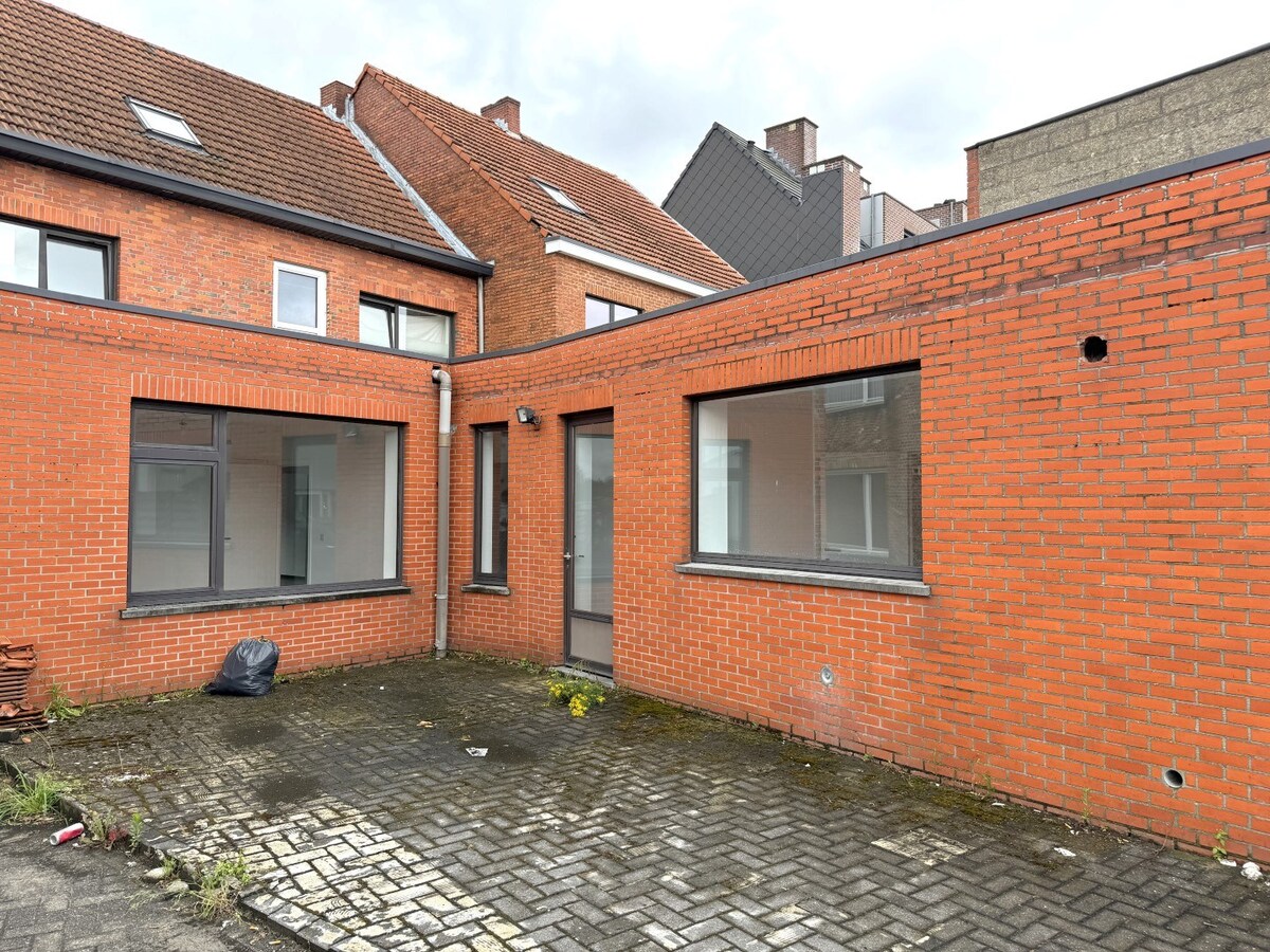 Benedenwoning verhuurd in Ravels