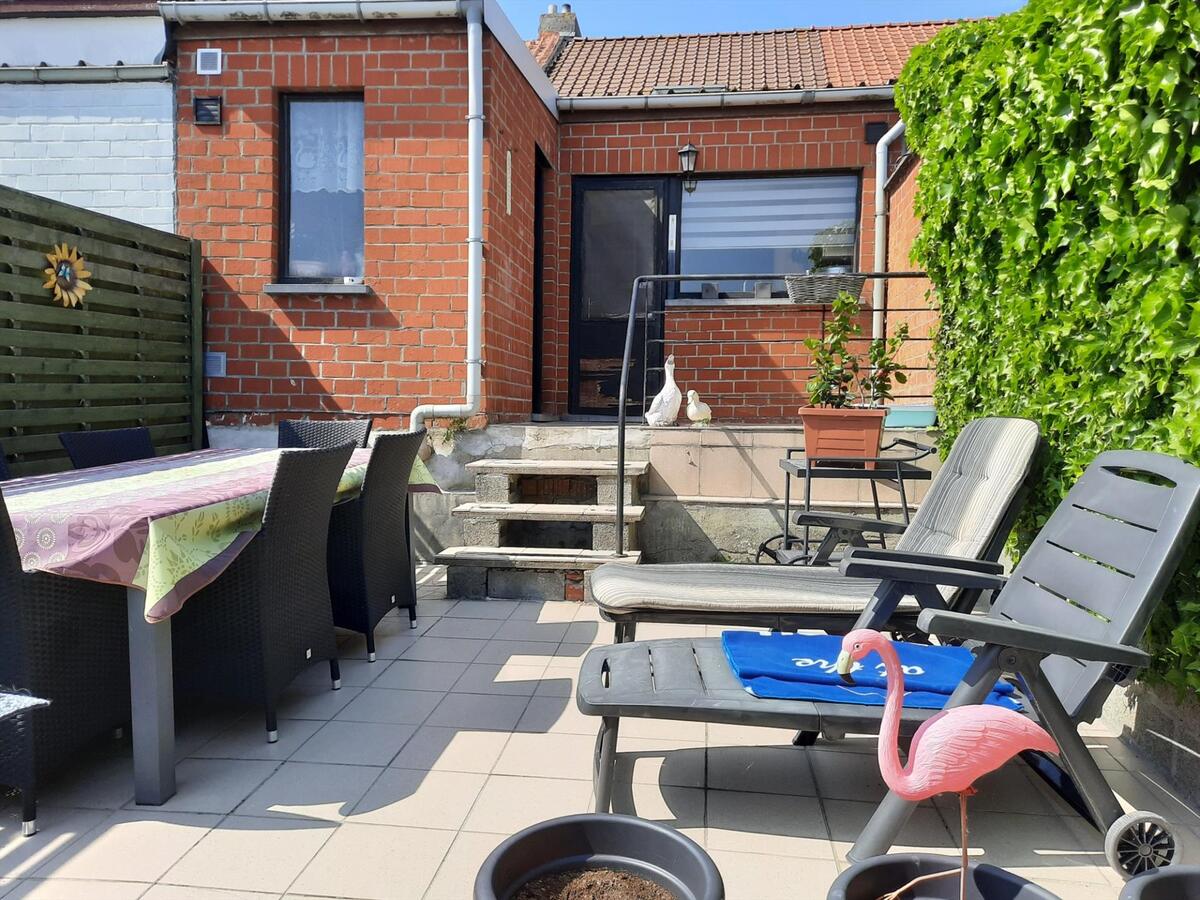 Woning met 2 slaapkamers en mooi terras te Oostende 