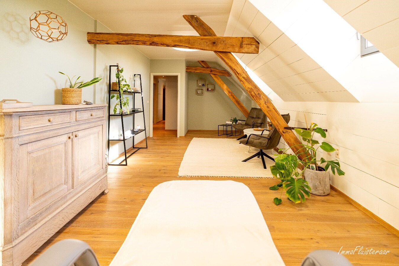 Prachtige langgevelhoeve met aanpalende weide op ca. 1,6 ha te Wortel (Hoogstraten) 