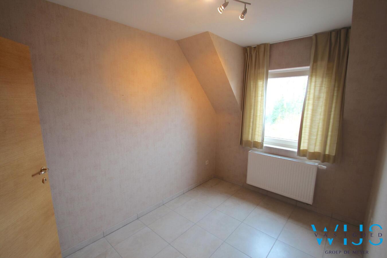 Prachtig lichtrijk 3 slaapkamerappartement van 115m&#178; te ERTVELDE 