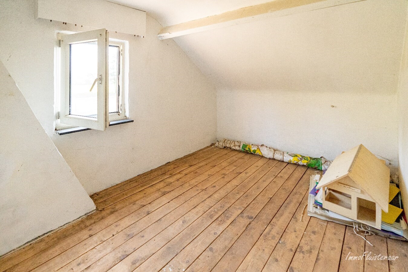 Charmante hoeve met stallen op ca. 8.000 m2  te Heist-op-den-Berg (Mogelijkheid tot aankoop extra ca. 2,7 ha weiland) 