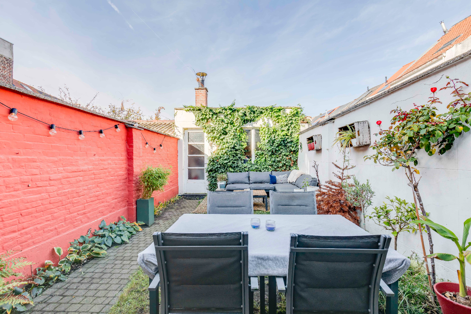 Leuke eengezinswoning met tuin, berging en garage 