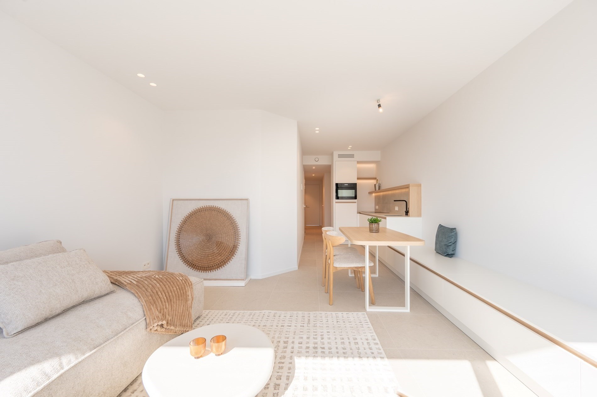 Appartement neuf enti&#232;rement fini avec des vues agr&#233;ables situ&#233; au centre de Knokke. 