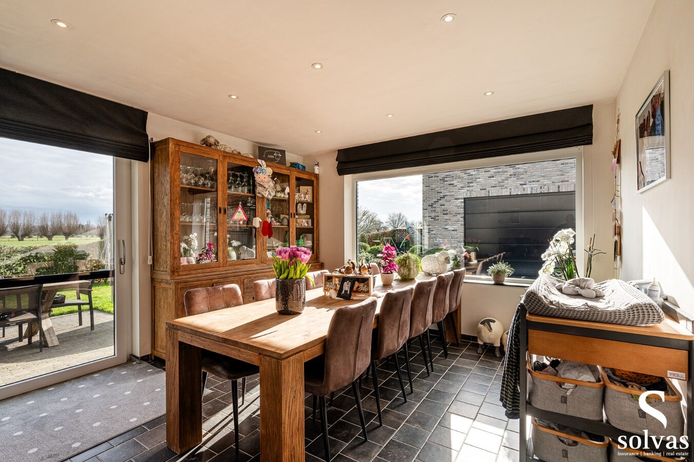 Moderne half open bebouwing met prachtige verzichten! 