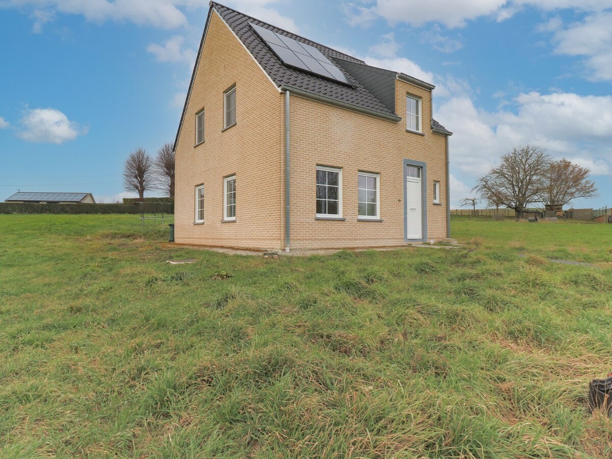 Recente energiezuinige woning met zonnepanelen in de Vlaamse Ardennen! 