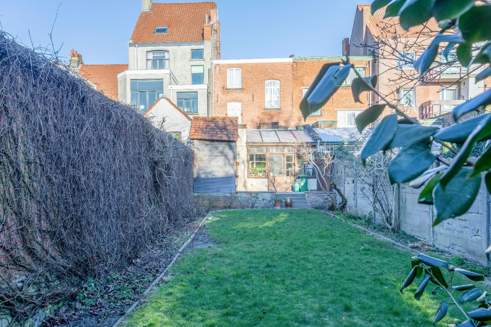 Herenhuis met tuin en terras te Gent 