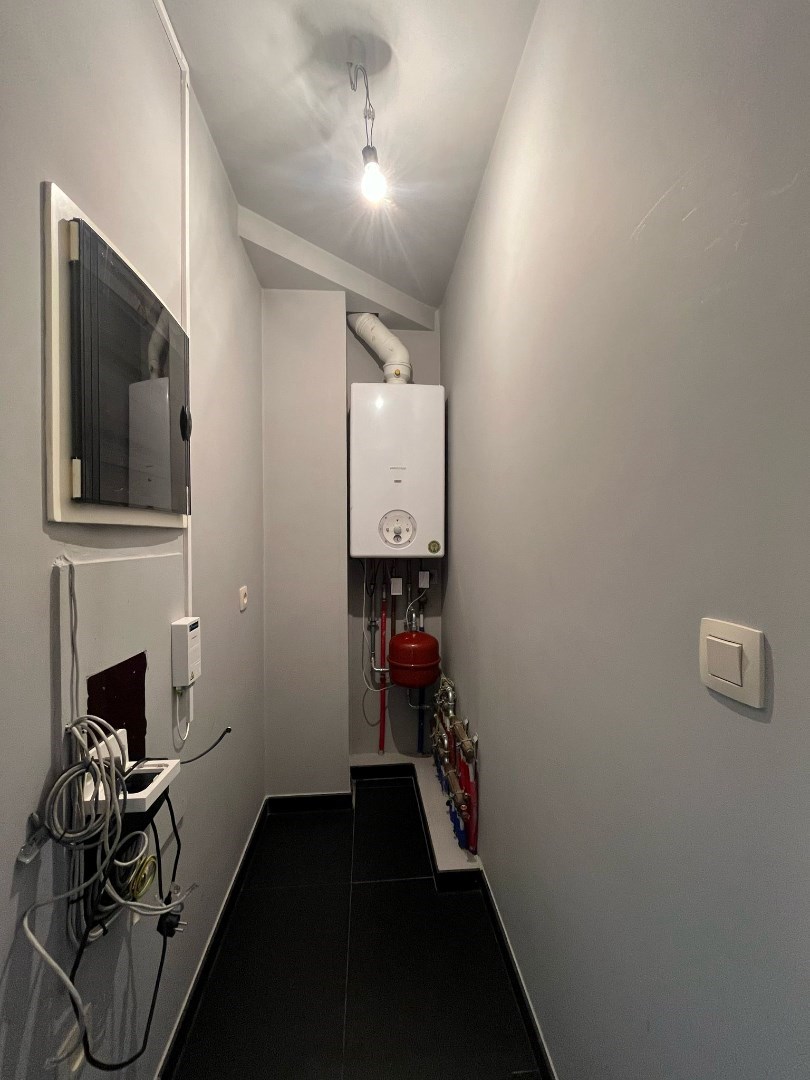 Instapklaar energiezuinig appartement met 2 slpk. en groot terras in centrum Geel 