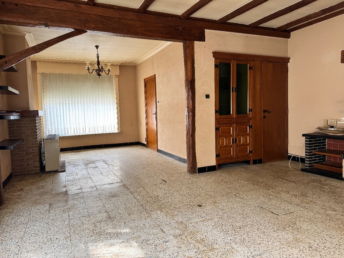 Woning met 3 slaapkamers en garage te Dadizele 