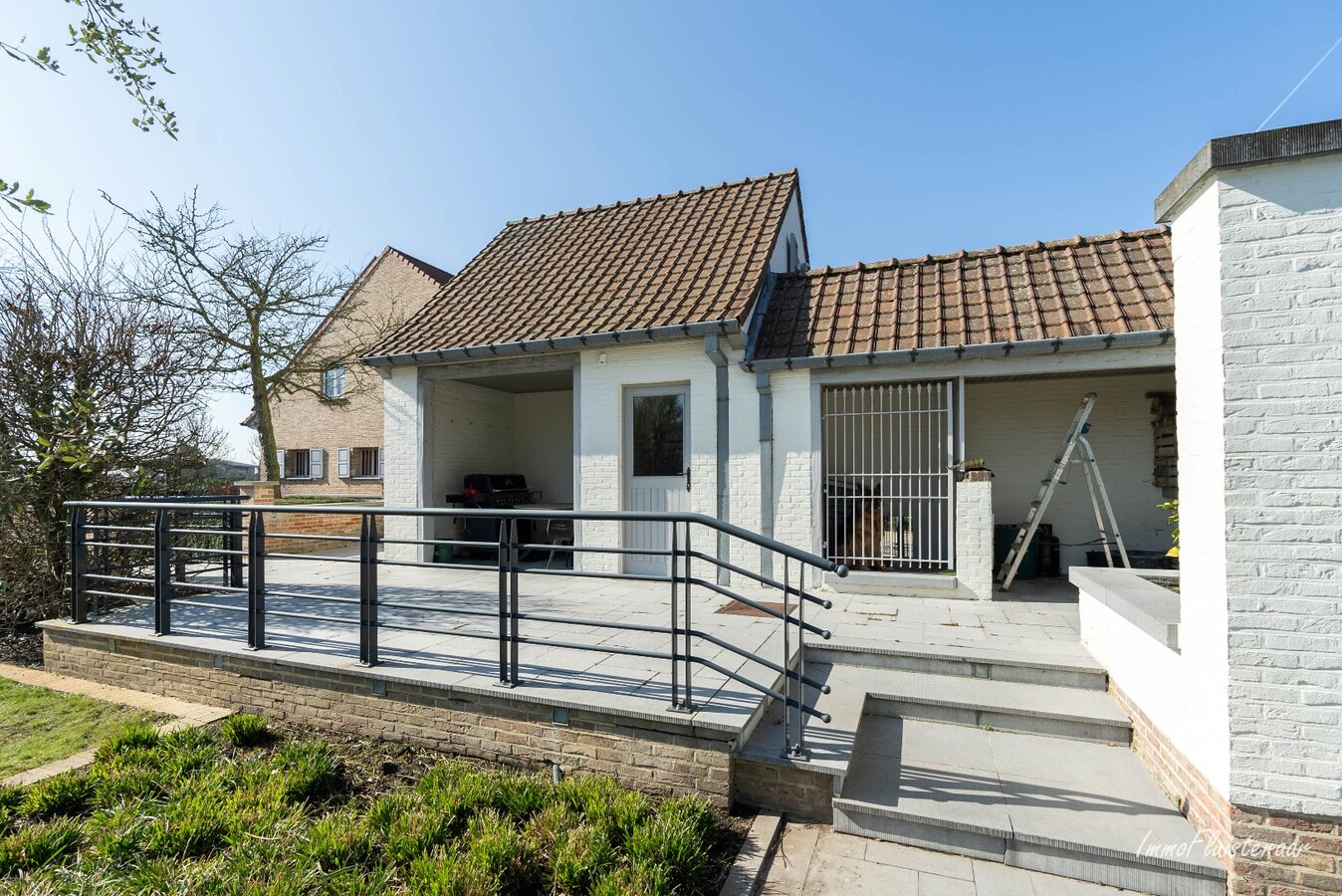 Belle maison r&#233;nov&#233;e avec d&#233;pendances et installations &#233;questres sur environ 1,3 ha &#224; Kortenaken (Brabant flamand) 