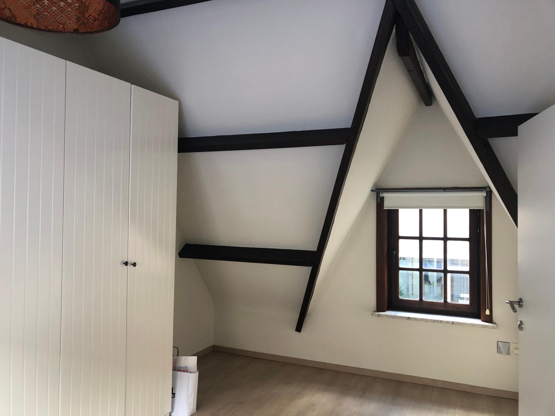 Gezellige rijwoning met terras 