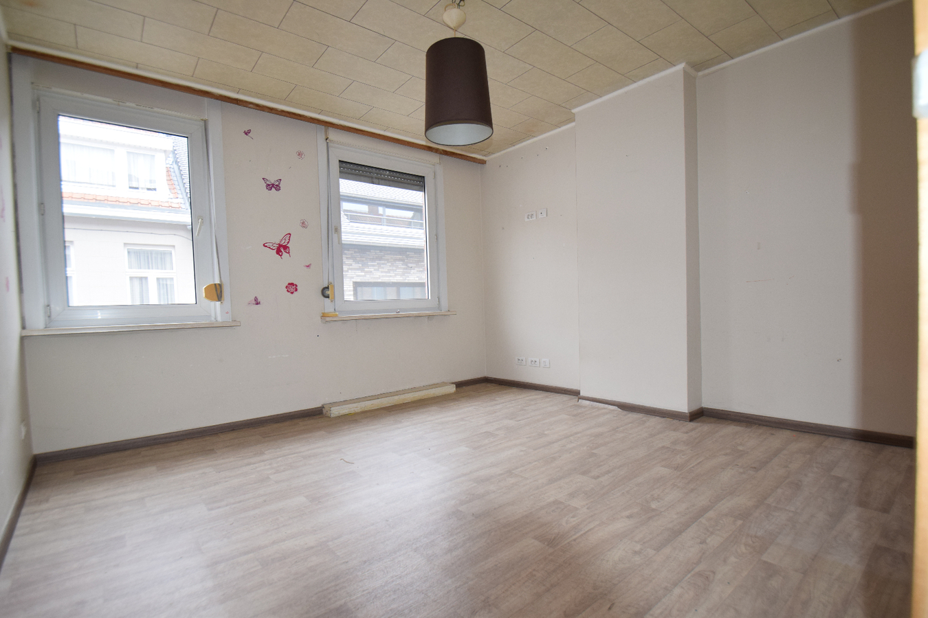 Volledig instapklare, comfortabele 4-slpk-woning met terrastuin 