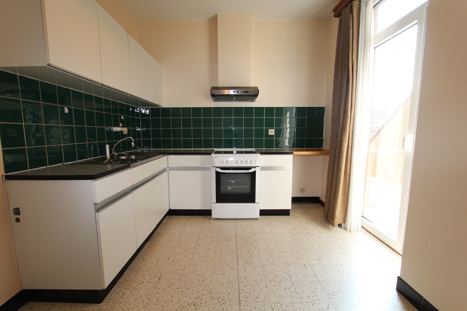 RUIM APPARTEMENT - PRACHTIG GELEGEN IN HET STADSCENTRUM 