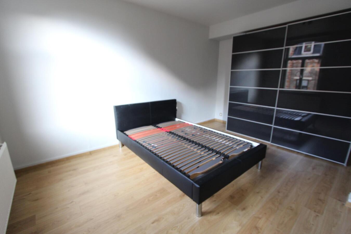 Appartement op 2de verd nabij St-Pietersstation en Citadelpark 