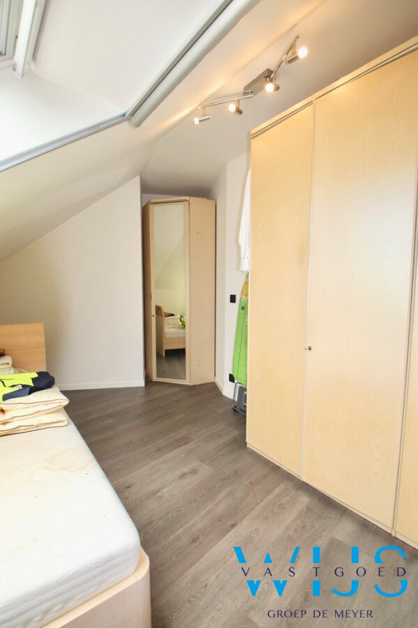 Instapklaar appartement met ruim zonneterras &amp; garage te Evergem ! 