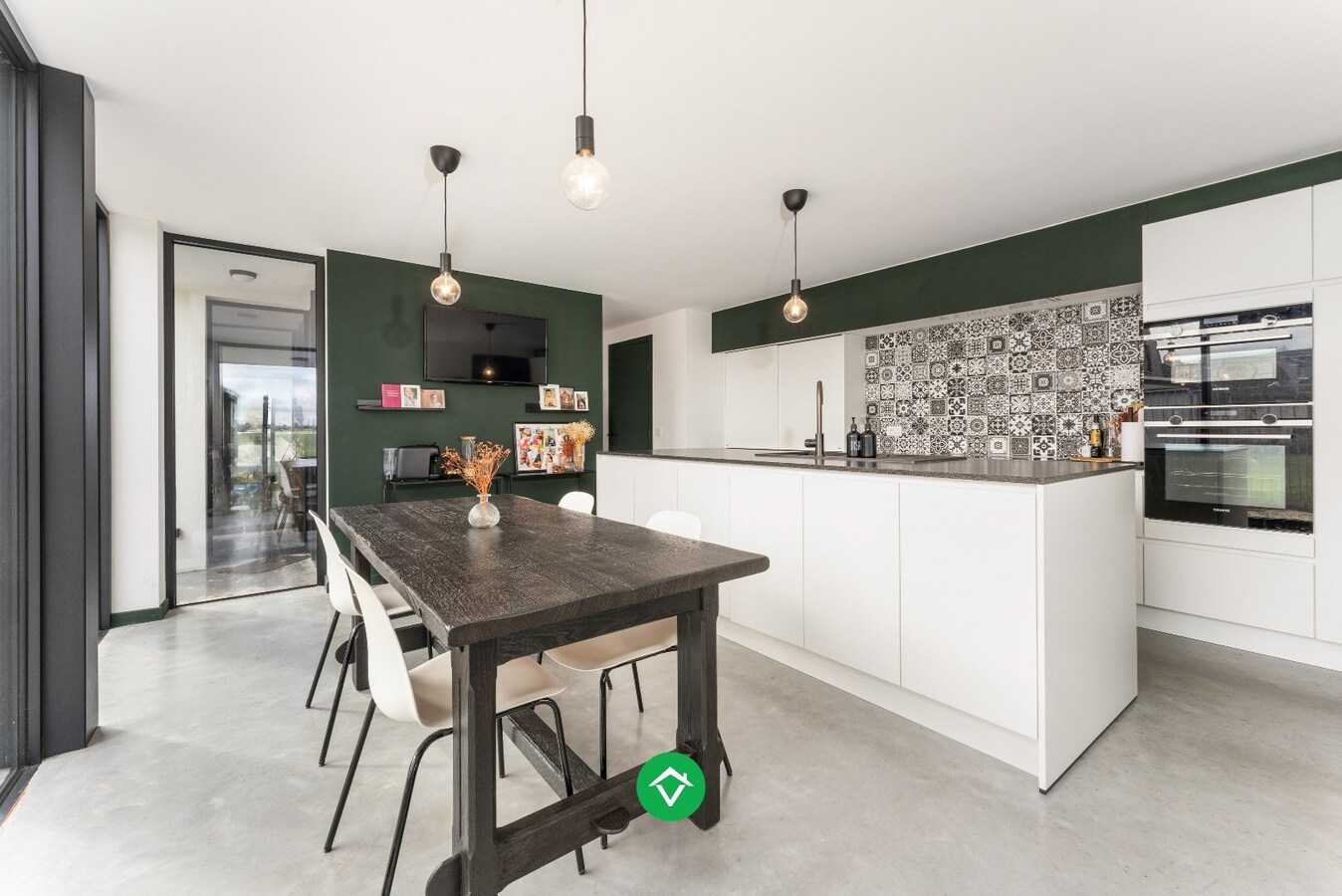 Instapklare woning met 3 slaapkamers te koop in Koekelare 