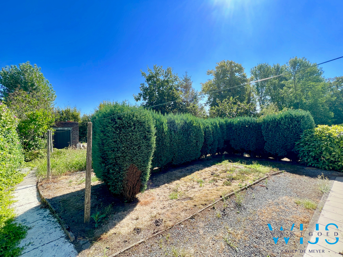 Fantastisch gelegen woonhuis op 1430m&#178; te Lievegem ! 