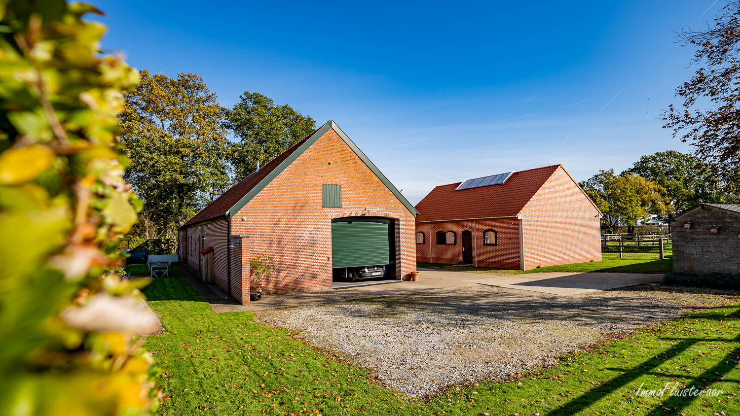 Charmante hoevewoning met garage/magazijn, recent stalgebouw, aanhorigheden en weiland op ca. 1,6ha te Diest (Vlaams-Brabant) 