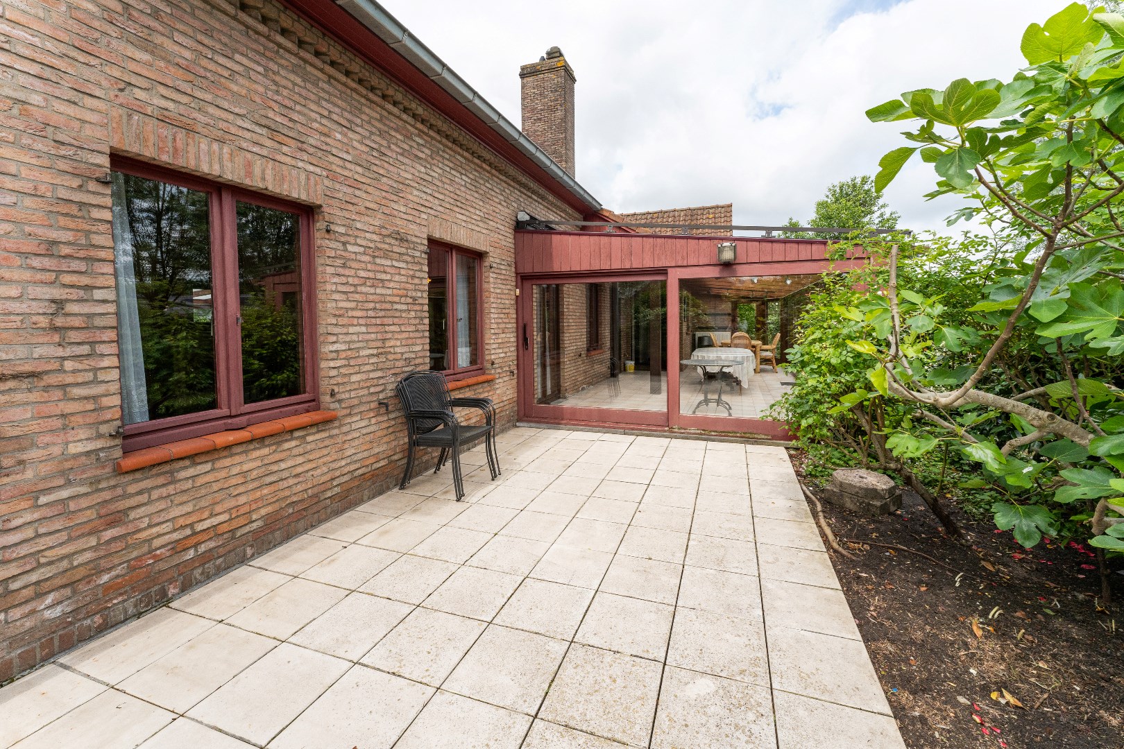 Stijlvolle  villa op mooi hoekperceel (751 m&#178;), Torhout 