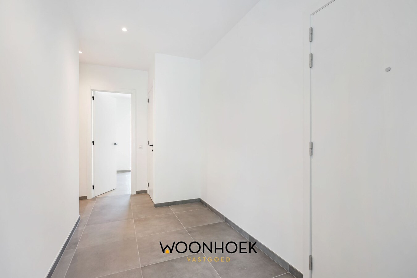 3- slpk luxeappartement met staanplaats in het Oeverpark! 