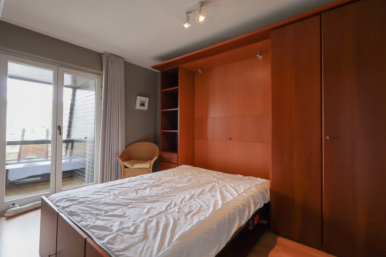 Appartement met lateraal zeezicht in het hartje van Oostduinkerke 