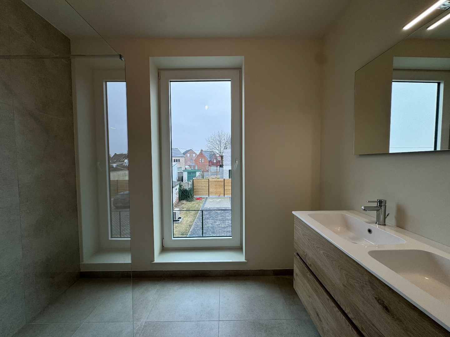 Prachtig 2-slaapkamer appartement met priv&#233;terras 