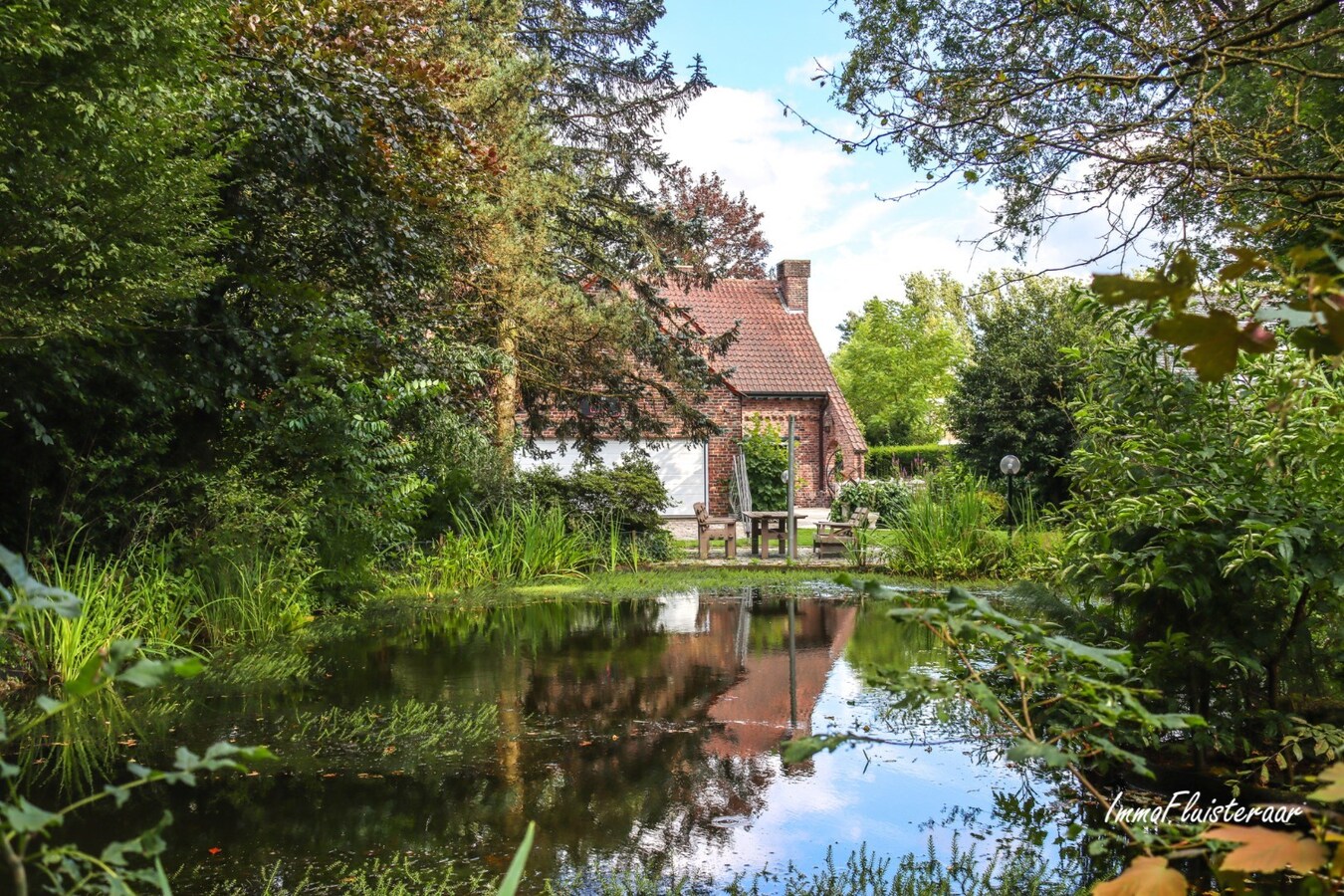 Maison pr&#234;te &#224; emm&#233;nager avec jardin idyllique sur un terrain de 28 ares &#224; Hasselt 
