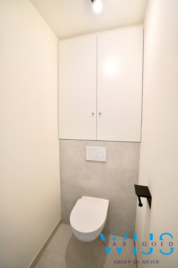 Zeer ruime nieuwbouw op 510m&#178; te ASSENEDE/BASSEVELDE! 