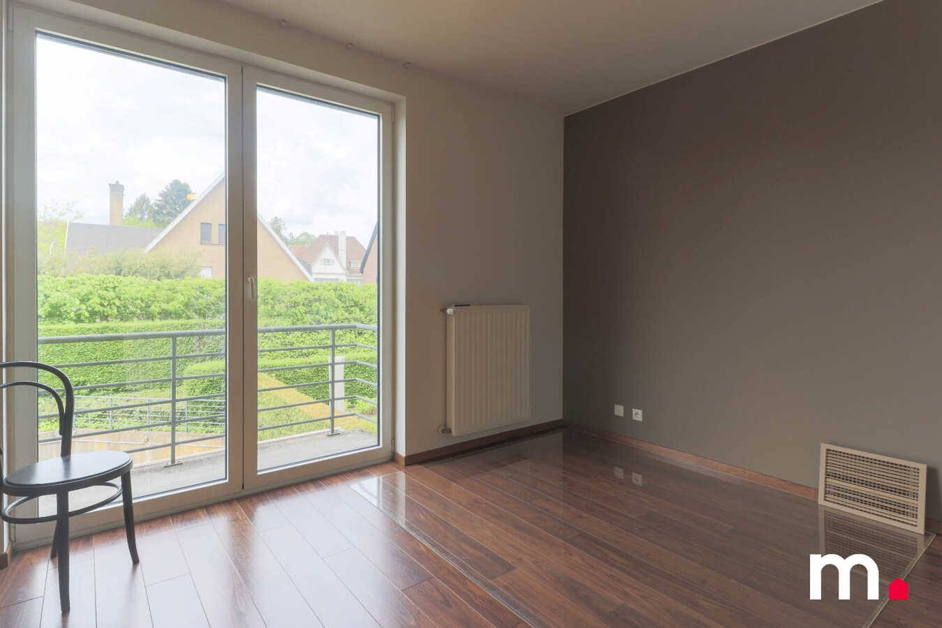 Appartement van ruim 140 m2 te koop dichtbij het Koning Albertpark te Kortrijk ! 