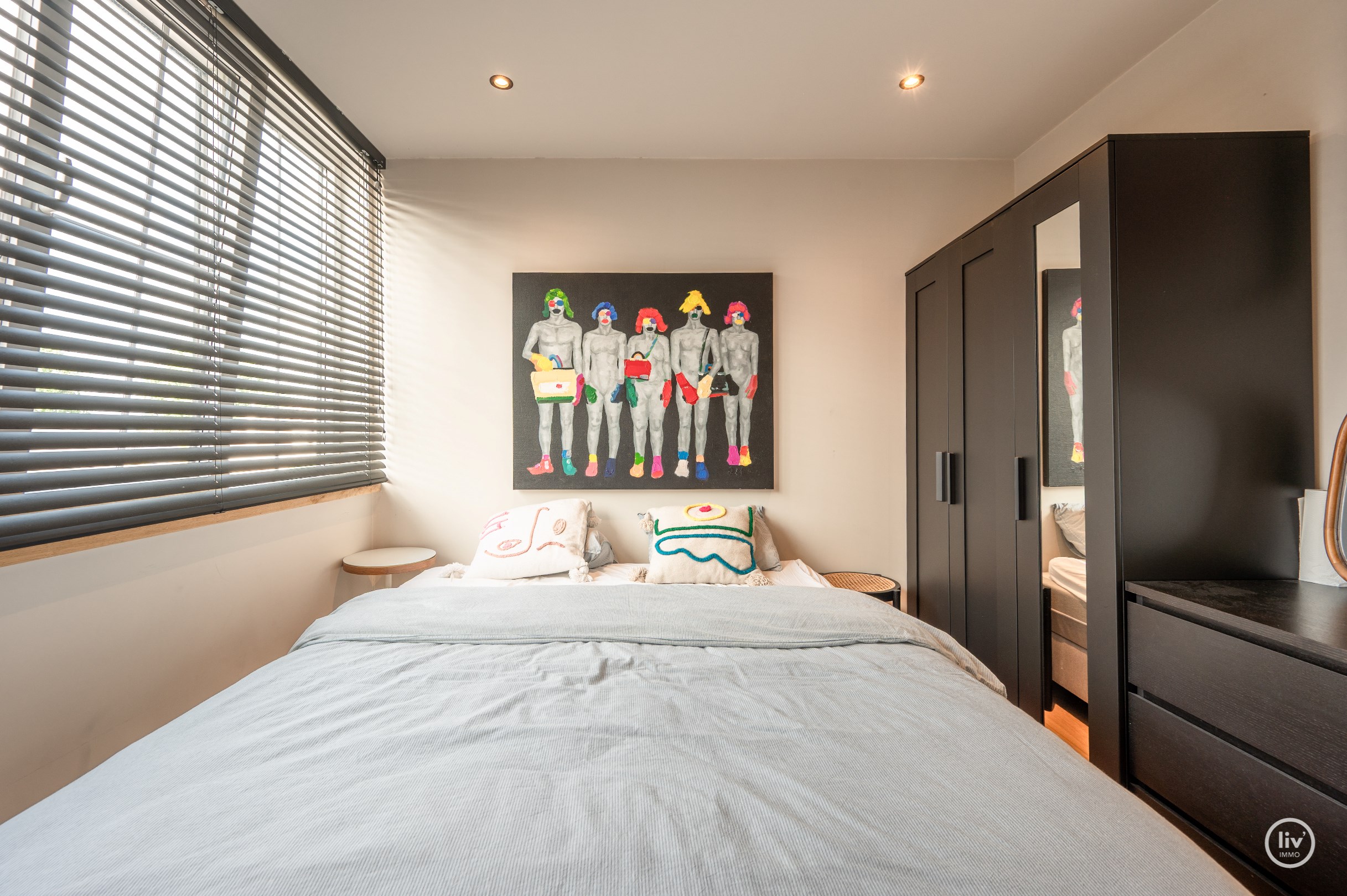 Charmante, recent gerenoveerde woning met prachtige tuin en topligging in het centrum van Sluis op enkele minuten van Knokke-Heist. 