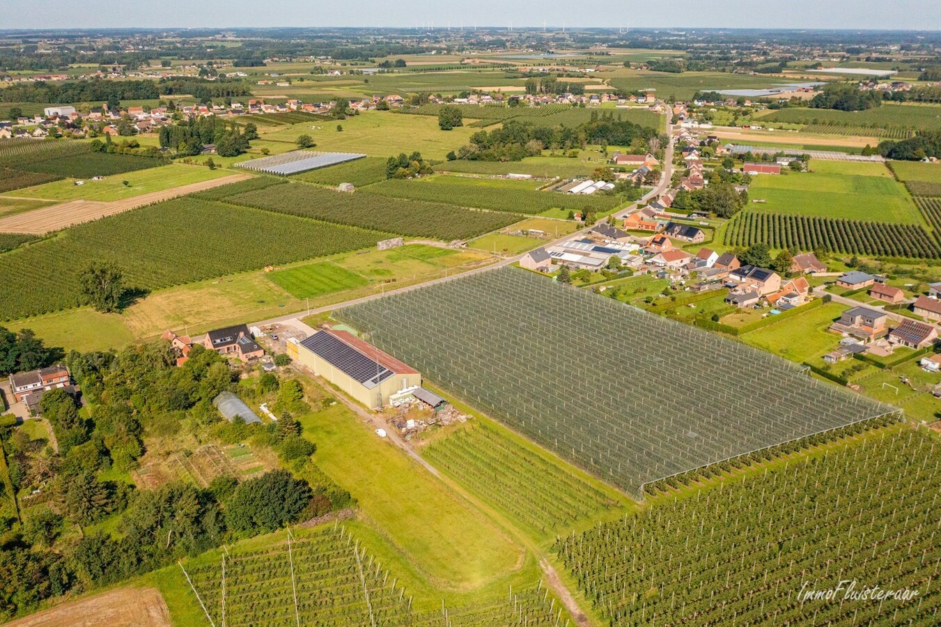 Terrain &#224; b&#226;tir avec entrep&#244;t d&#39;environ 54 ares &#224; Herk-de-Stad 