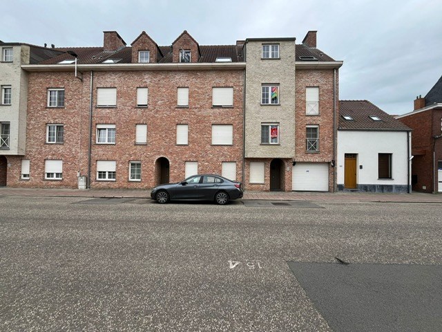 Sfeervol appartement met  bijzonder mooi terras en twee slaapkamers nabij centrum Geel. 
