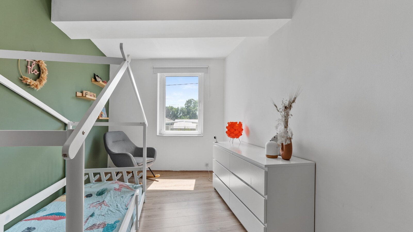 EZEMAAL - instapklare woning 5 slks 