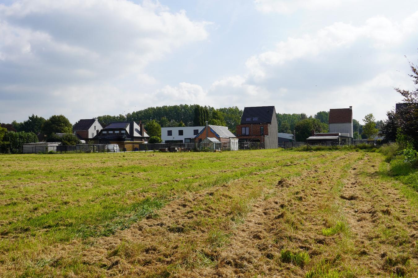 Bouwgrond op 6a 6ca met achterliggende weide gelegen te Lier 