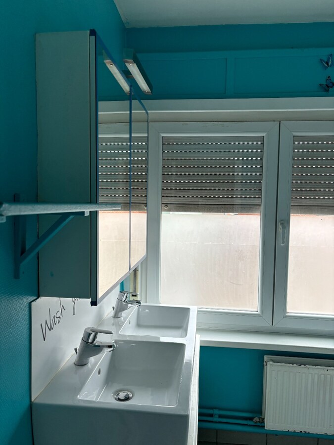 Woning in het centrum van Sint-Antonius op een perceel van 210 m&#178; met Zuid-tuin en ruime berging ca 30 m&#178; 