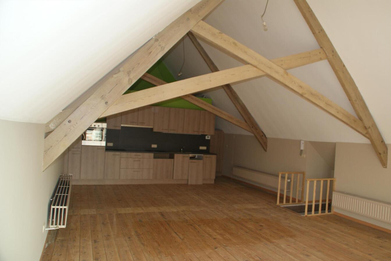 Gezellig en heel ruim appartement met 2 slaapkamers. 