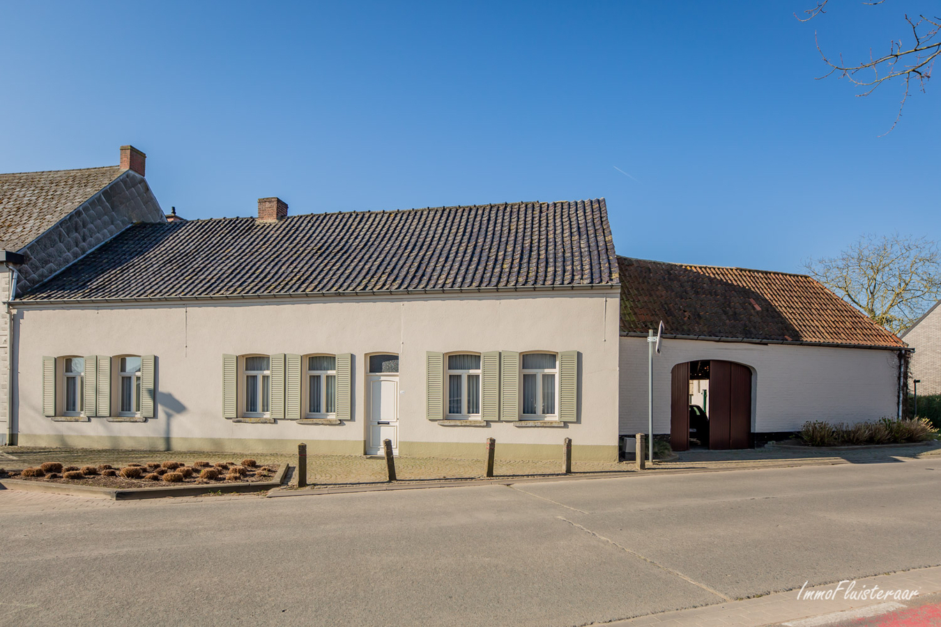 Karaktervolle eigendom met tal van mogelijkheden op ca. 3,5ha te Baaigem 