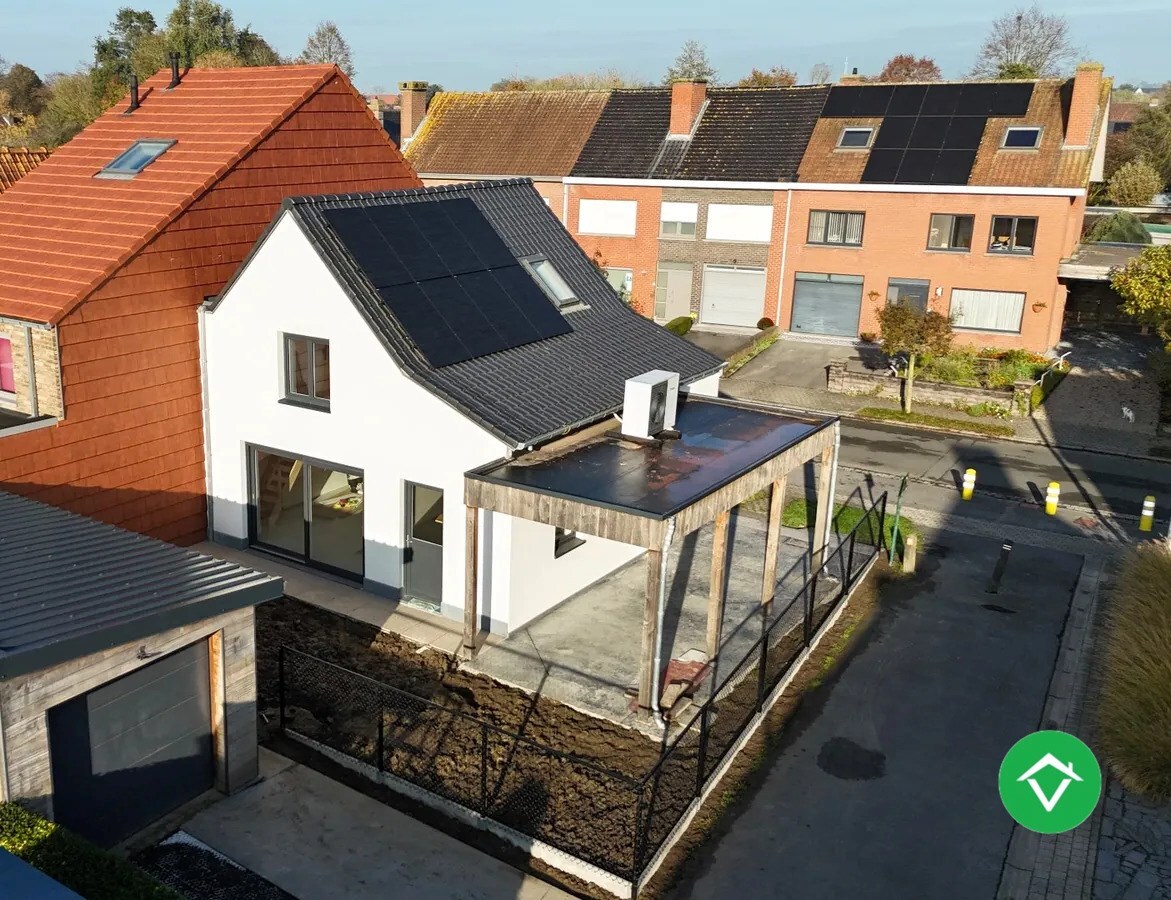 Woning met 3 slaapkamers en garage te Torhout 