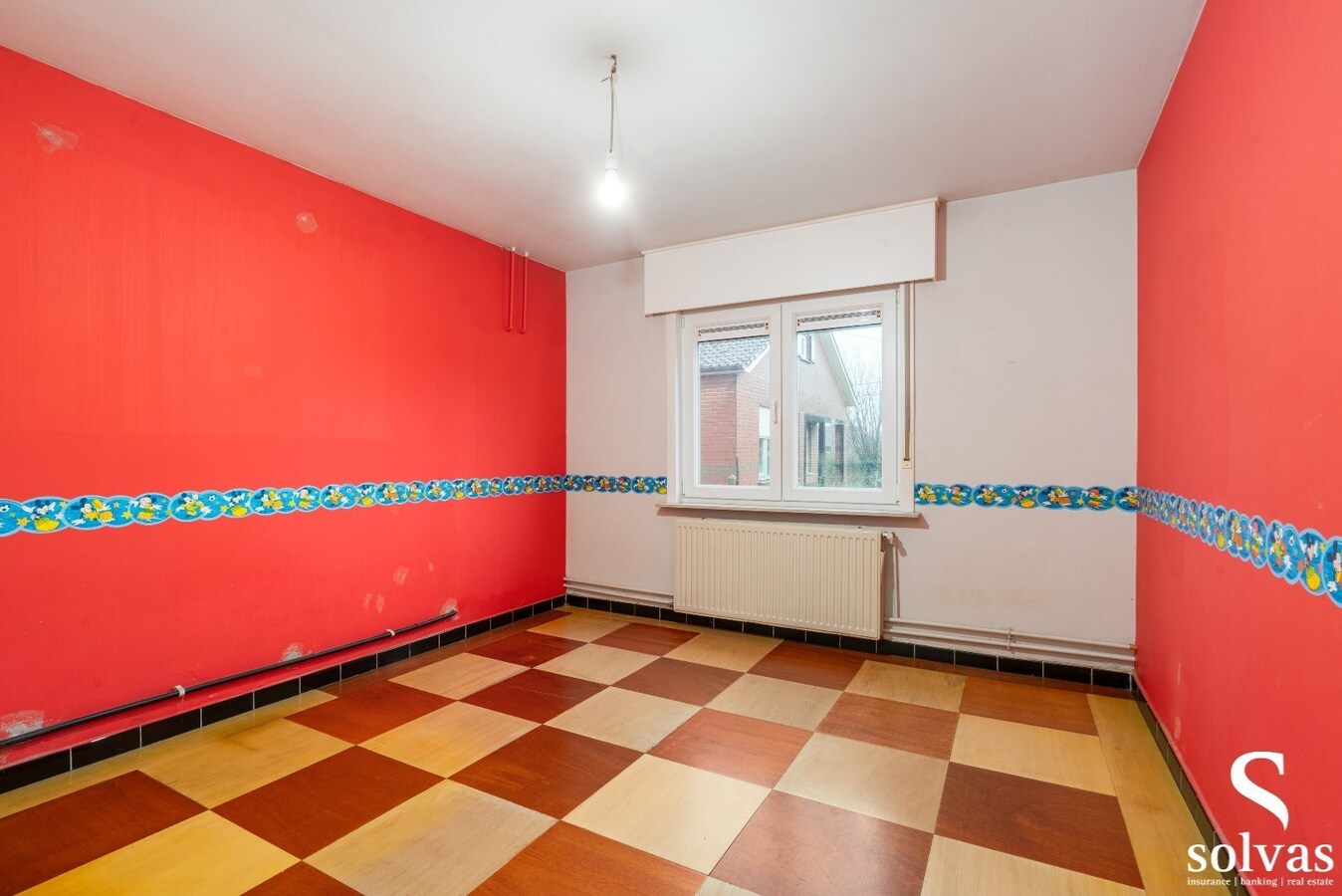 Woning te koop op rustige locatie met mooi perceel 