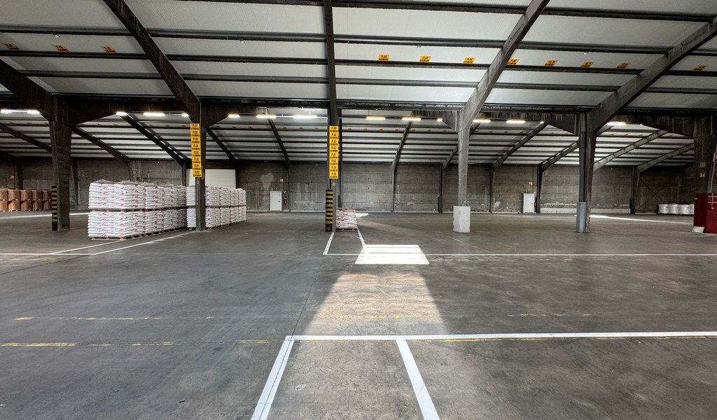 Magazijn te huur in Schomhoeve Logistic Center in haven Antwerpen