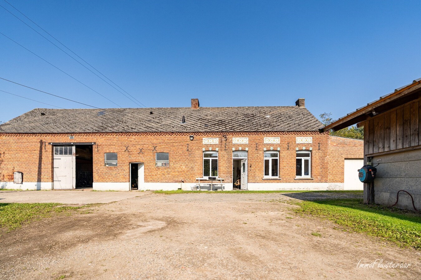 Charmante hoeve met stallen op ca. 8.000 m2  te Heist-op-den-Berg (Mogelijkheid tot aankoop extra ca. 2,7 ha weiland) 