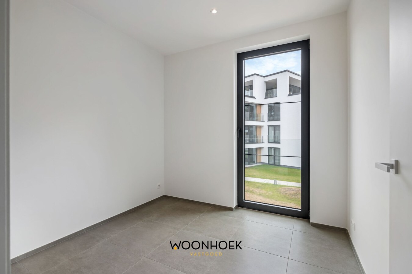Luxueus 3-slpk nieuwbouwappartement OEVERPARK te Lokeren 