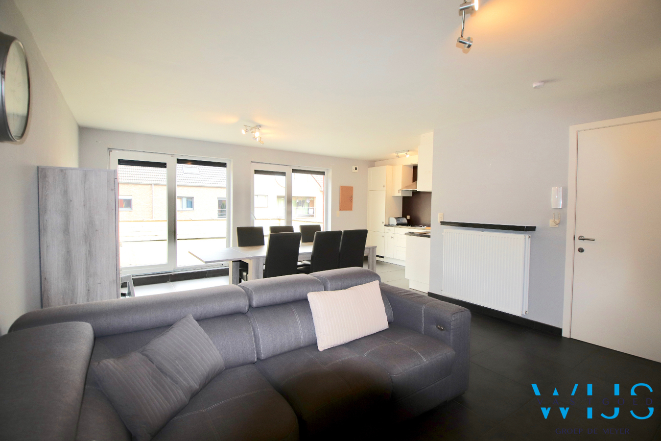 Tweeslaapkamerappartement  MET staanplaats te Zelzate! 