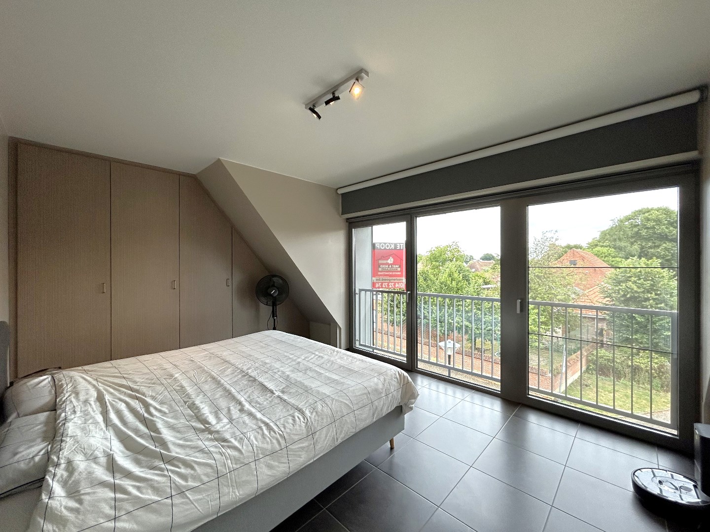 Lichtrijk, energiezuinig appartement met 1 slpk. in Geel 