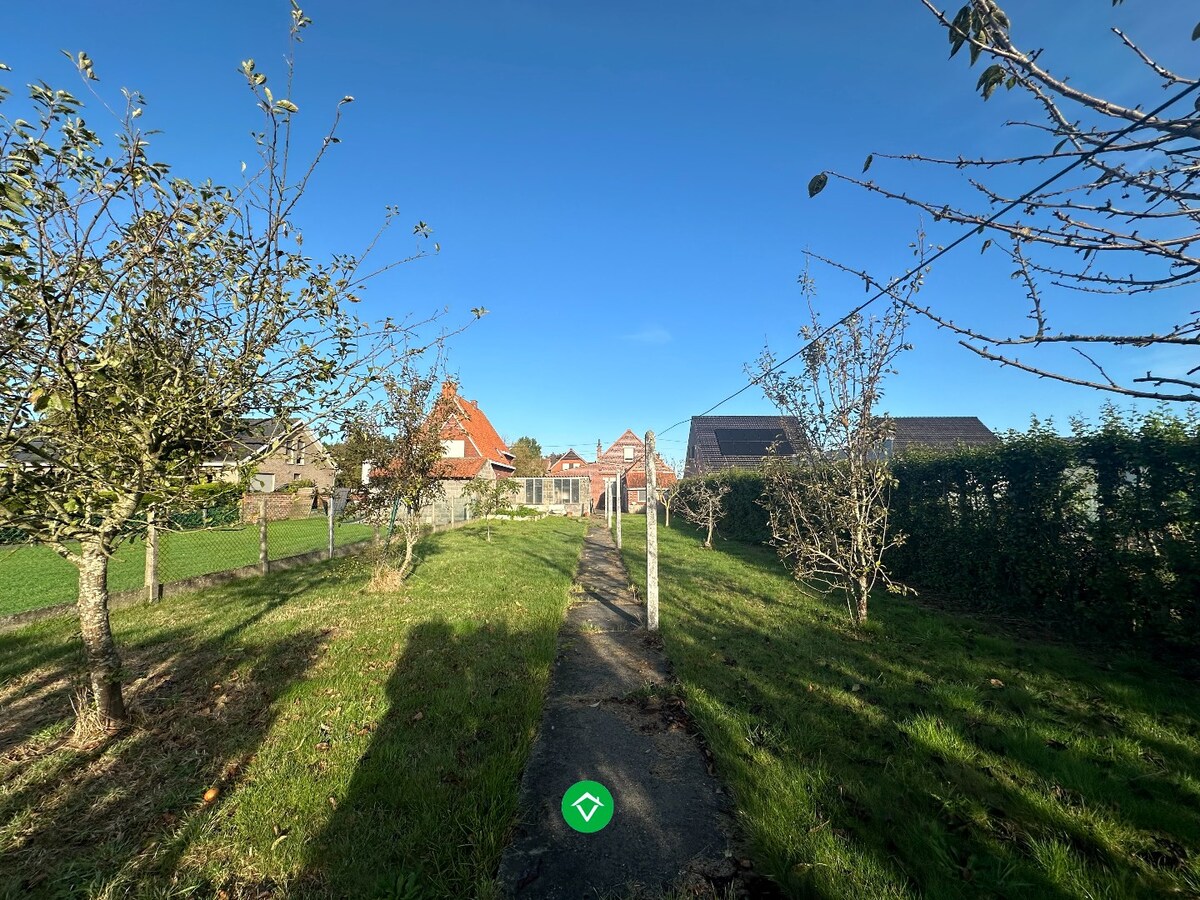 Verder af te werken halfopen bebouwing in Kortemark 